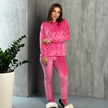 Велюрова піжама-костюм - рожевий<article>MALVA