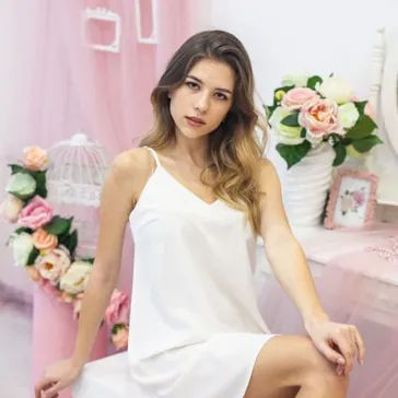 Атласна комбінація - біла<article>MALVA