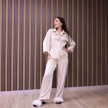 Костюм-піжама шовк - пудра<article>MALVA