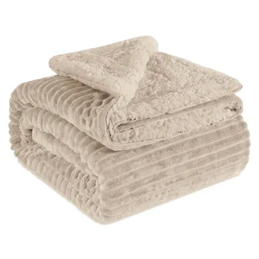 Плед бамбук-овчина - бежевий<article>MALVA